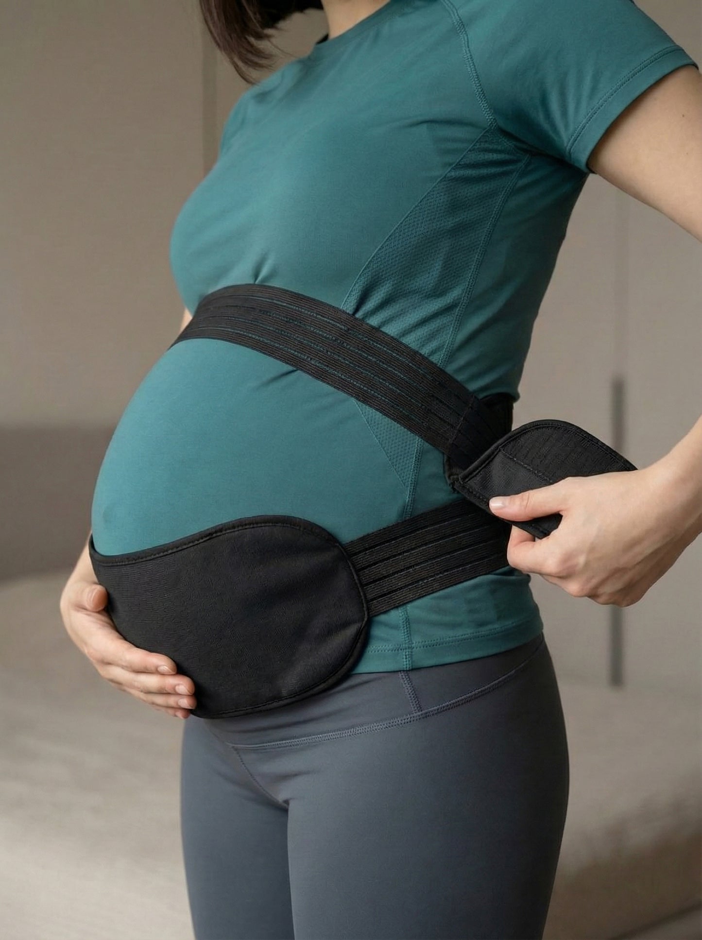 Maternity Support Belt – Adjustable Pregnancy Belly Band